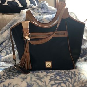 Dooney and Bourke pocketbook and key ring